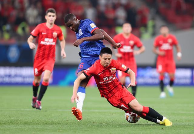 开云体育-土炮主宰上海德比 武磊连续3场破门于汉超救主