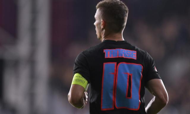 海港接近谈妥东欧金靴 星队主席：塔纳塞今天离队！