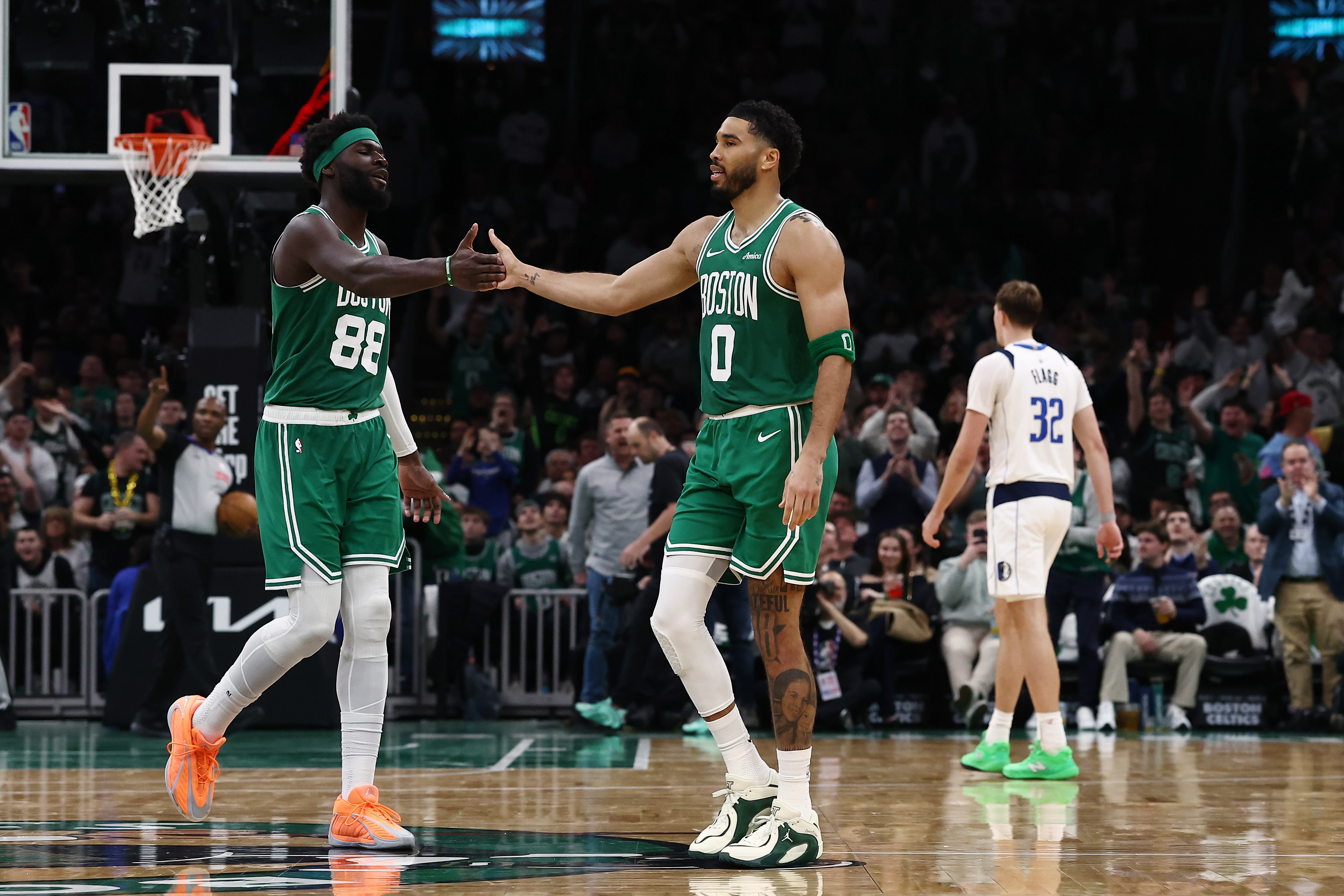 kaiyun-13投11中砍24分10板！奎塔：塔图姆的牵制力让我的工作变得更简单