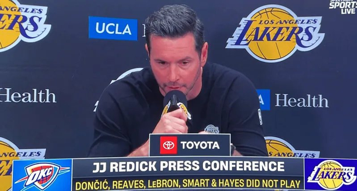 kaiyun-雷迪克赛后杀疯了！不满范德彪、艾顿与八村垒表现，季后赛咋办？|贾里德·范德比尔特|俄克拉荷马雷霆队|JJ-雷迪克|洛杉矶湖人队|八村塁_新浪体育_新浪新闻